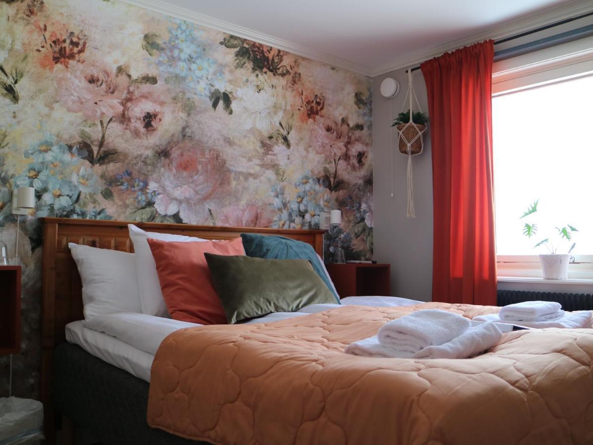 Lustigsgarden Boutique Hotel 레트비크 외부 사진